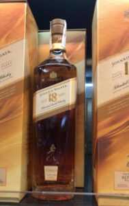 גוני ווקר אולטימט 18 שנה - Johnnie Walker Ultimate 18 Year Old