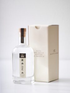 מלכה מזוקקת - Malka Eau De Vie De Biere